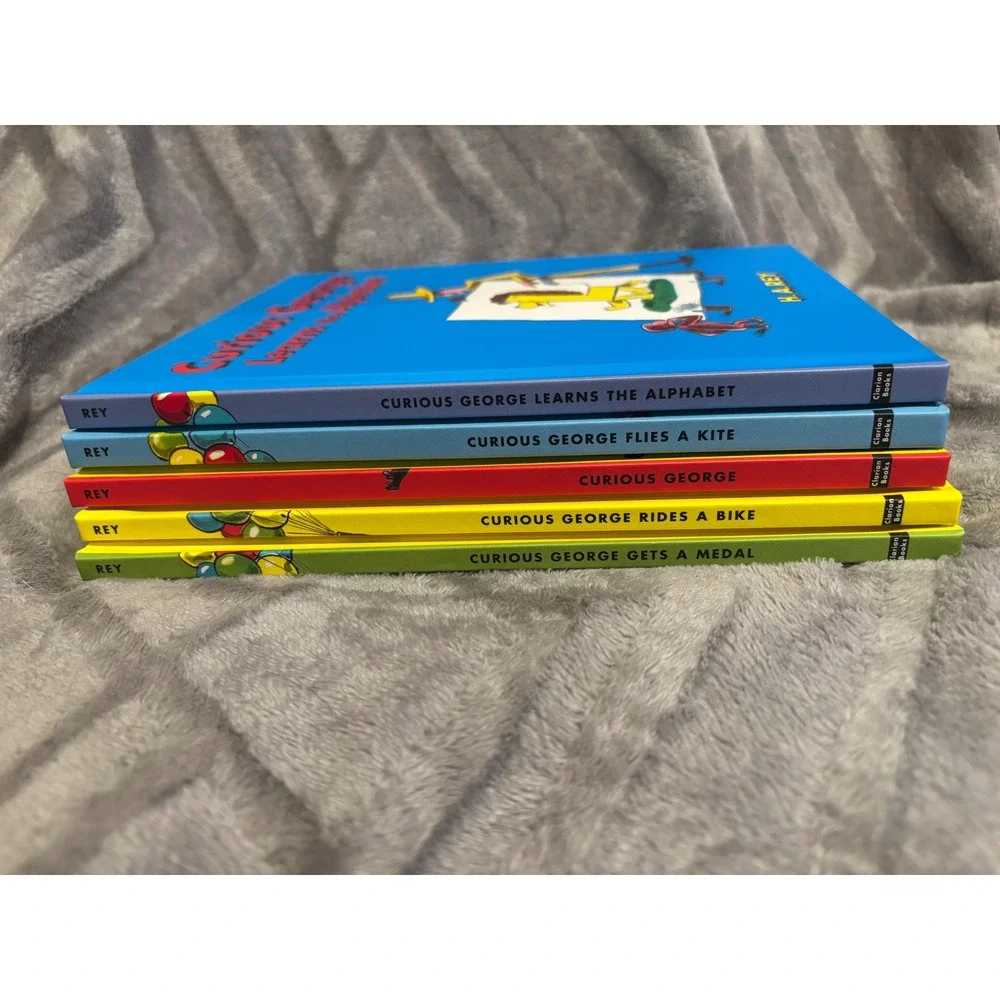 Set‎ of 5- Curious George Book Set - Classic Collection